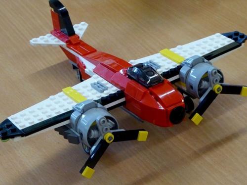 Plane and simple   LEGO brick propeller planes